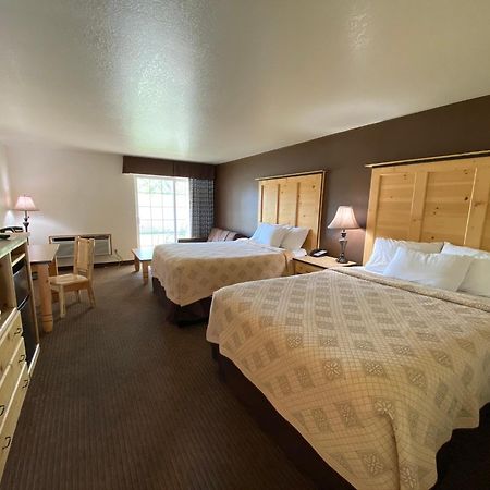 Sisters Inn & Suites ภายนอก รูปภาพ