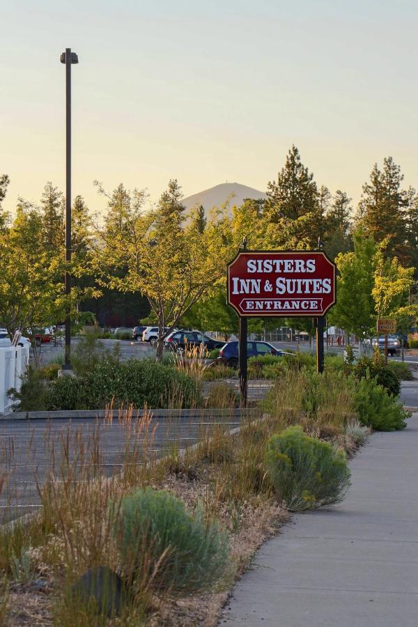 Sisters Inn & Suites ภายนอก รูปภาพ