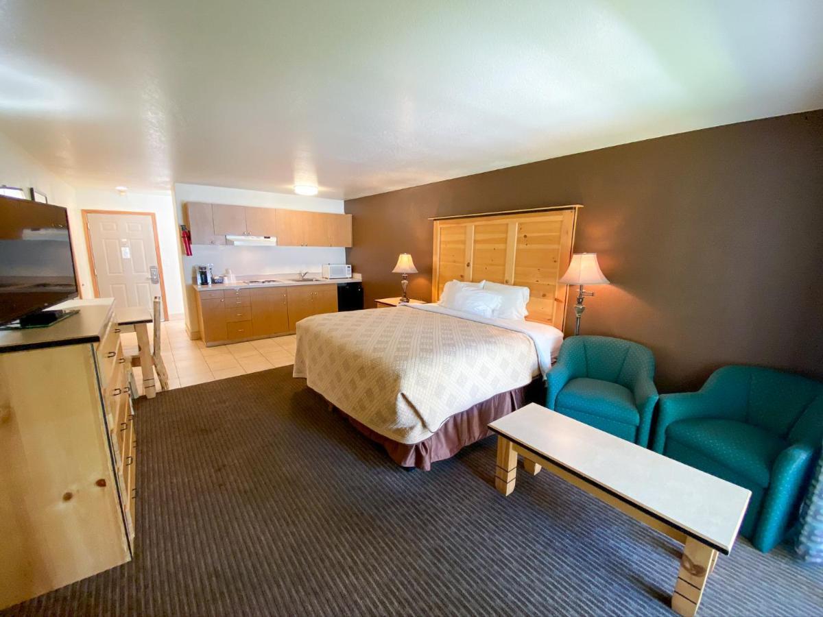 Sisters Inn & Suites ภายนอก รูปภาพ